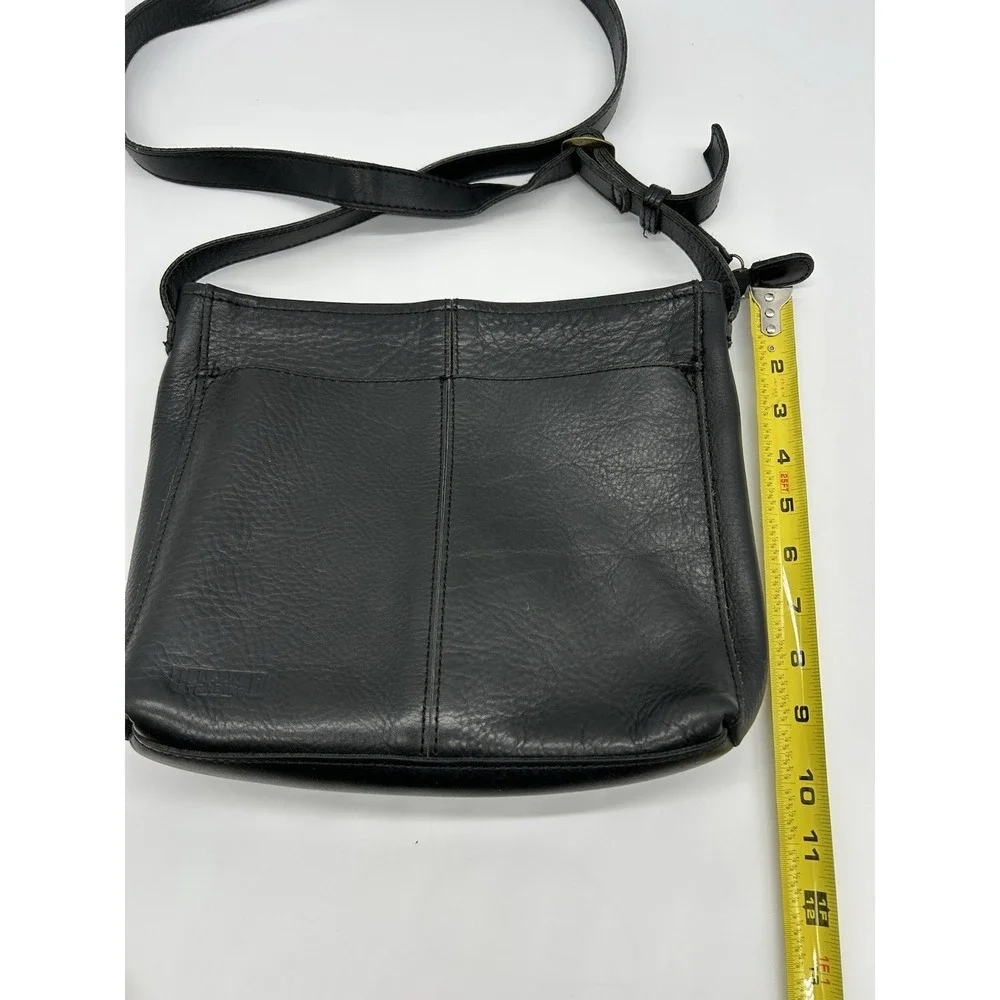 Duluth‎ Trading Co Lifetime Leather Sling Crossbody Bag Black Pebbled Purse